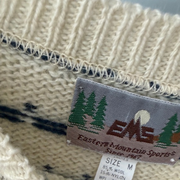 EMS men’s wool sweater size Meg nice pattern good condition - Picture 3 of 7